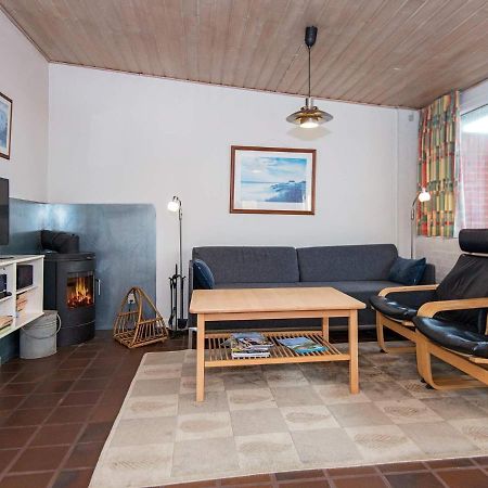 6 Person Holiday Home In Henne Хене Странд Екстериор снимка