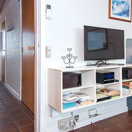 6 Person Holiday Home In Henne Хене Странд Екстериор снимка