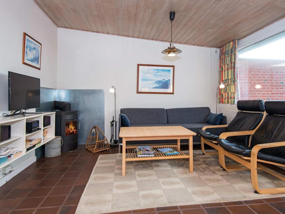 6 Person Holiday Home In Henne Хене Странд Екстериор снимка