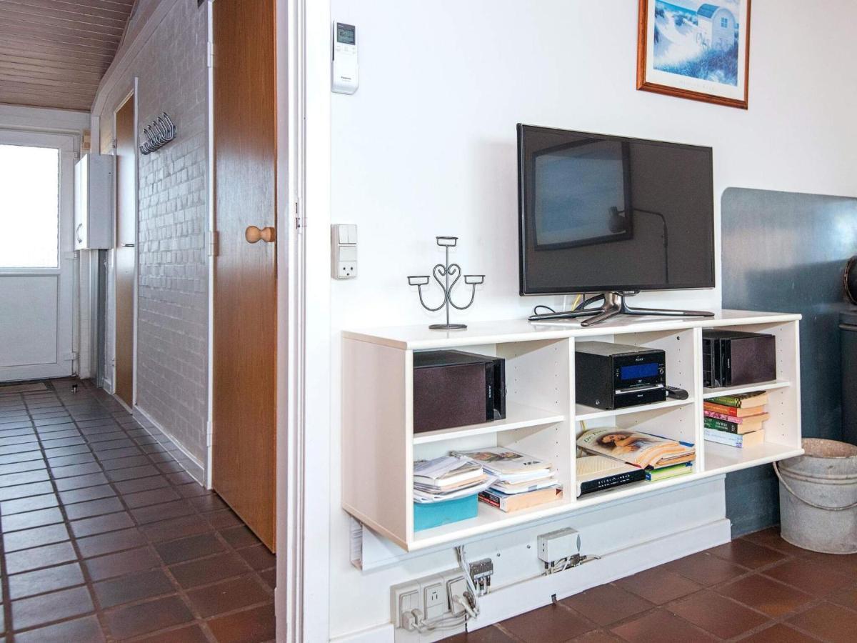 6 Person Holiday Home In Henne Хене Странд Екстериор снимка