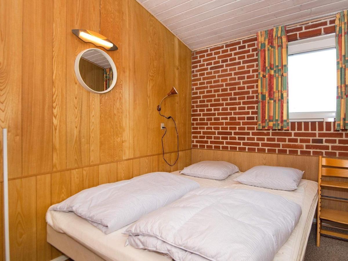 6 Person Holiday Home In Henne Хене Странд Екстериор снимка
